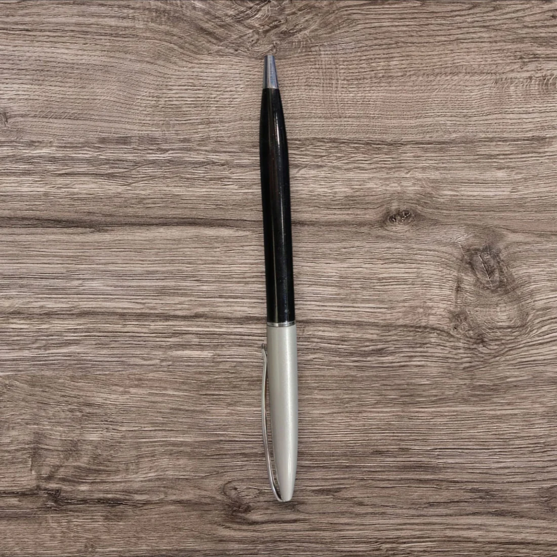 Personalized silver pen with black body