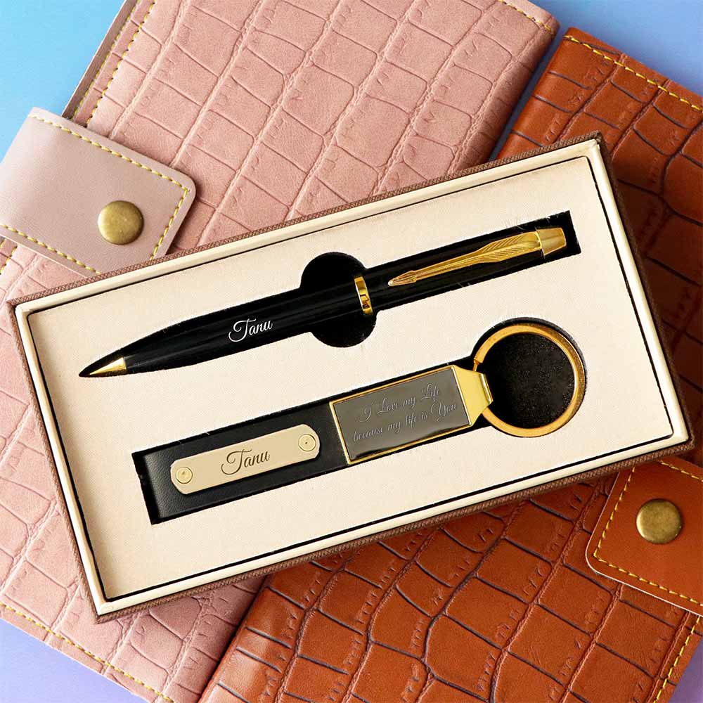 Customized Pen And Keychain Gift Set